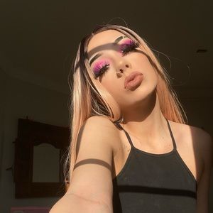 Meet your Posher, Kenzie